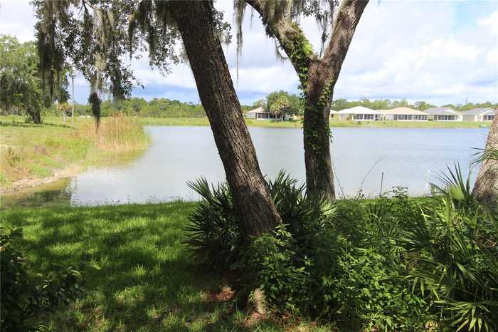 photo 2: 406 SIOUX BOULEVARD, OAK HILL FL 32759