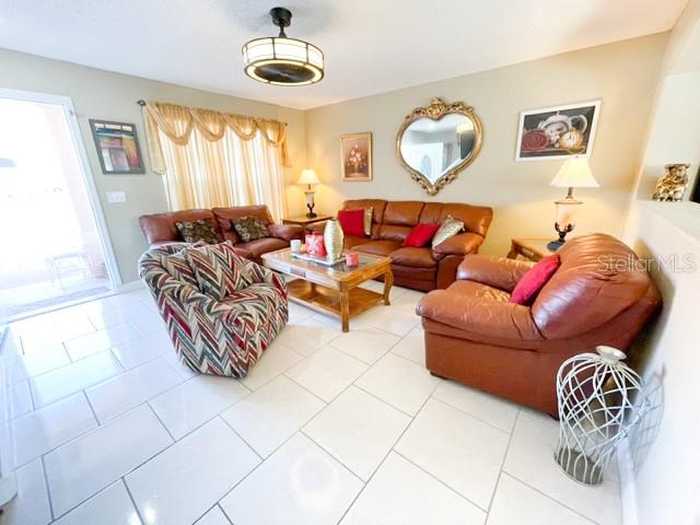 photo 2: 100 WINDY DUNE COURT, KISSIMMEE FL 34743