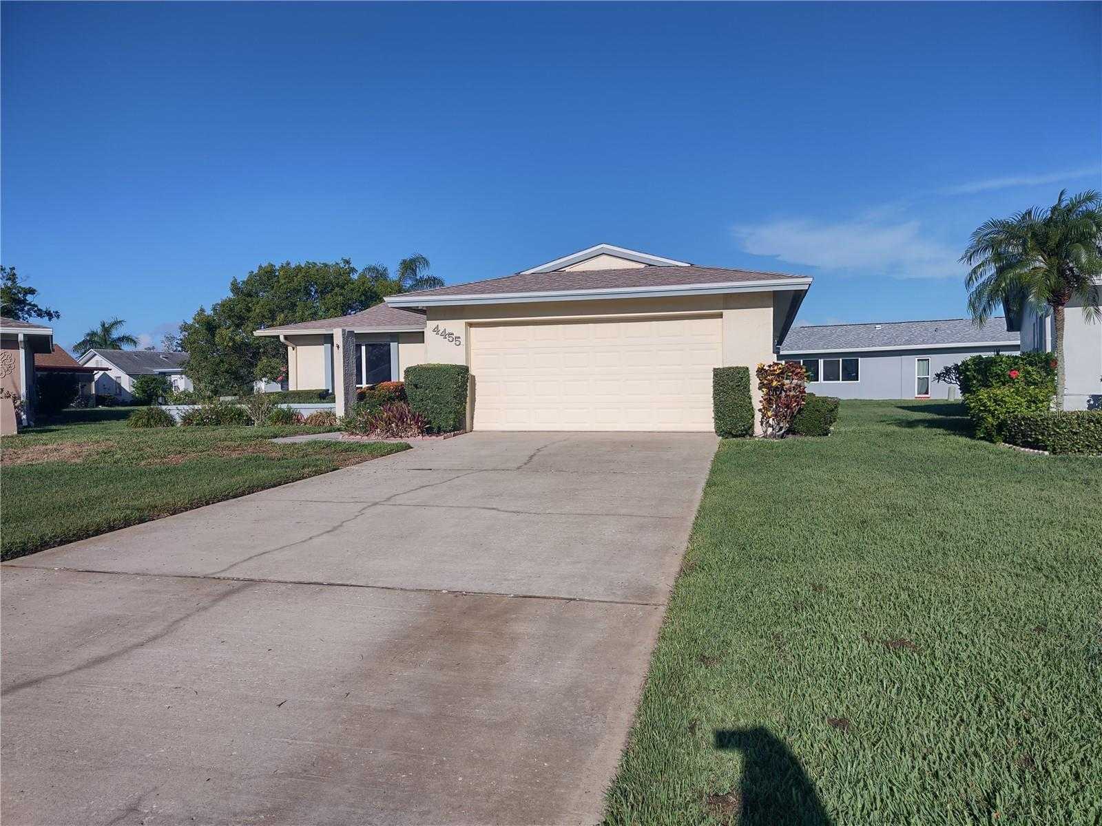 photo 3: 4455 ONTARIO LANE, CLEARWATER FL 33762