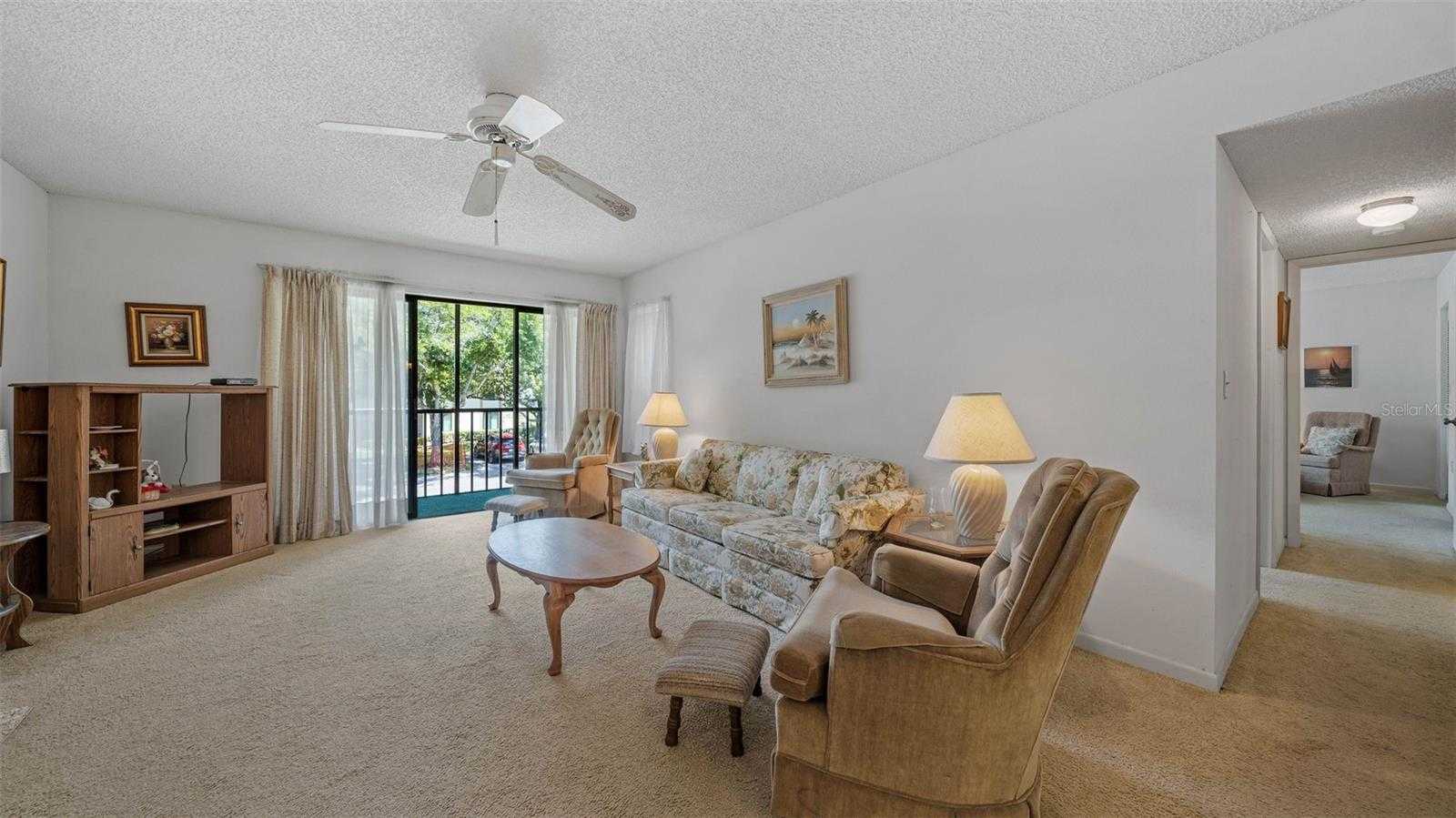 photo 3: 1441 PINE GLEN LANE Unit E2, TARPON SPRINGS FL 34688