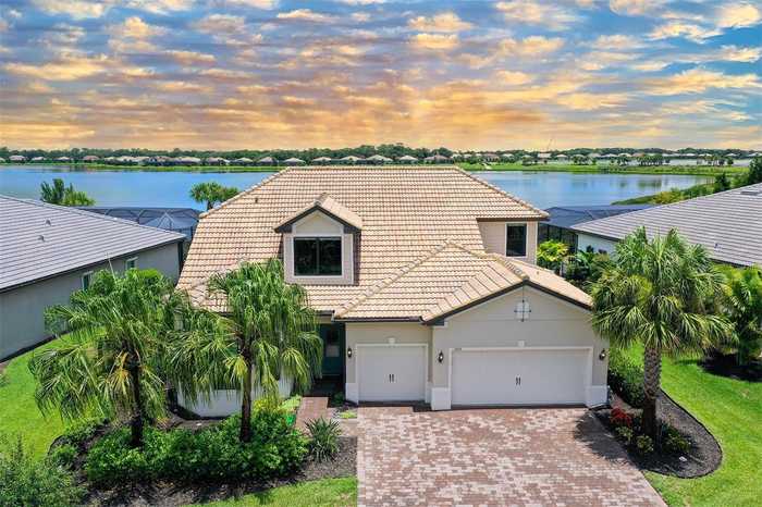 photo 2: 7912 GRANDE SHORES DRIVE, SARASOTA FL 34240