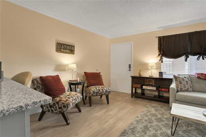 photo 2: 145 OYSTER BAY CIRCLE Unit 140, ALTAMONTE SPRINGS FL 32701