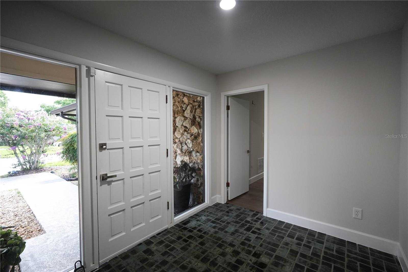 photo 3: 125 SPRING VALLEY LOOP, ALTAMONTE SPRINGS FL 32714