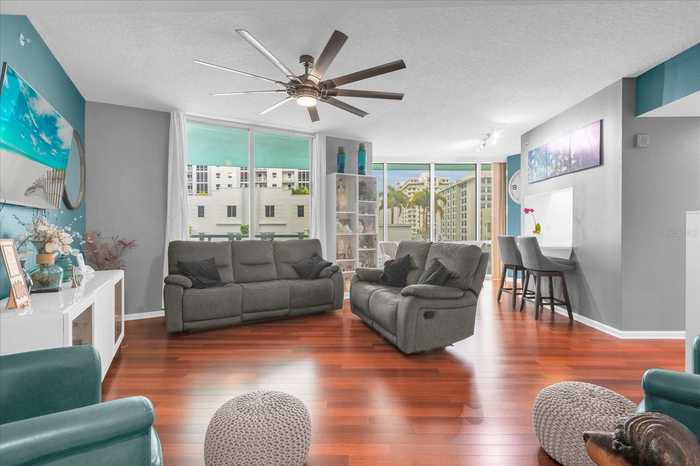 photo 1: 322 E CENTRAL BOULEVARD Unit 710, ORLANDO FL 32801