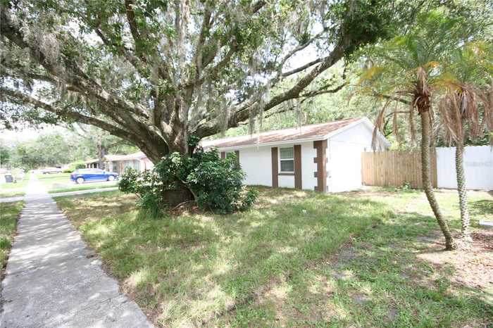 photo 2: 3621 SUGARCREEK DRIVE, TAMPA FL 33619