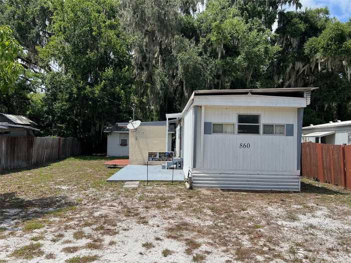 photo 1: 860 CR 482B, LAKE PANASOFFKEE FL 33538