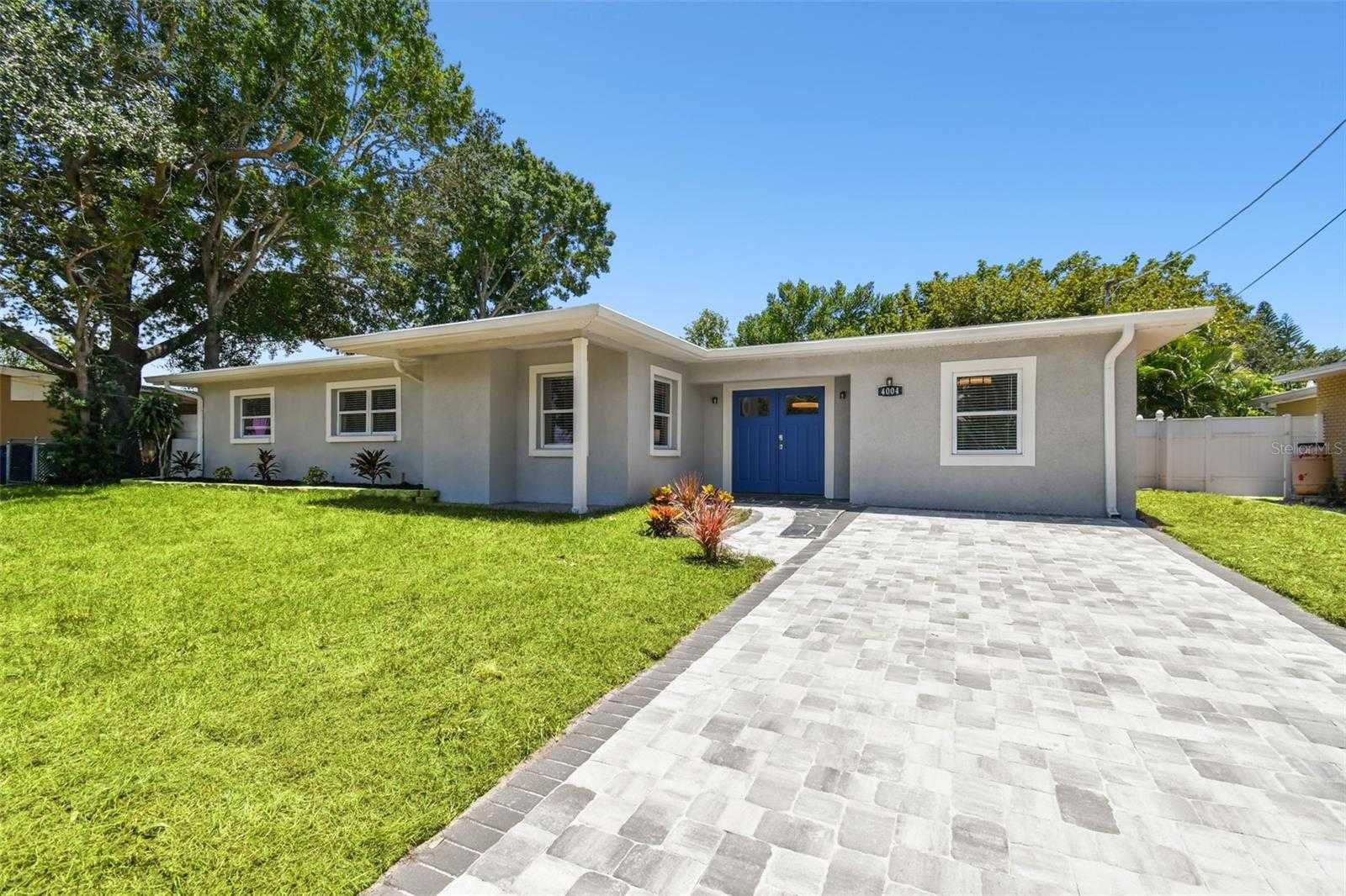 photo 1: 4004 W COACHMAN AVENUE, TAMPA FL 33611