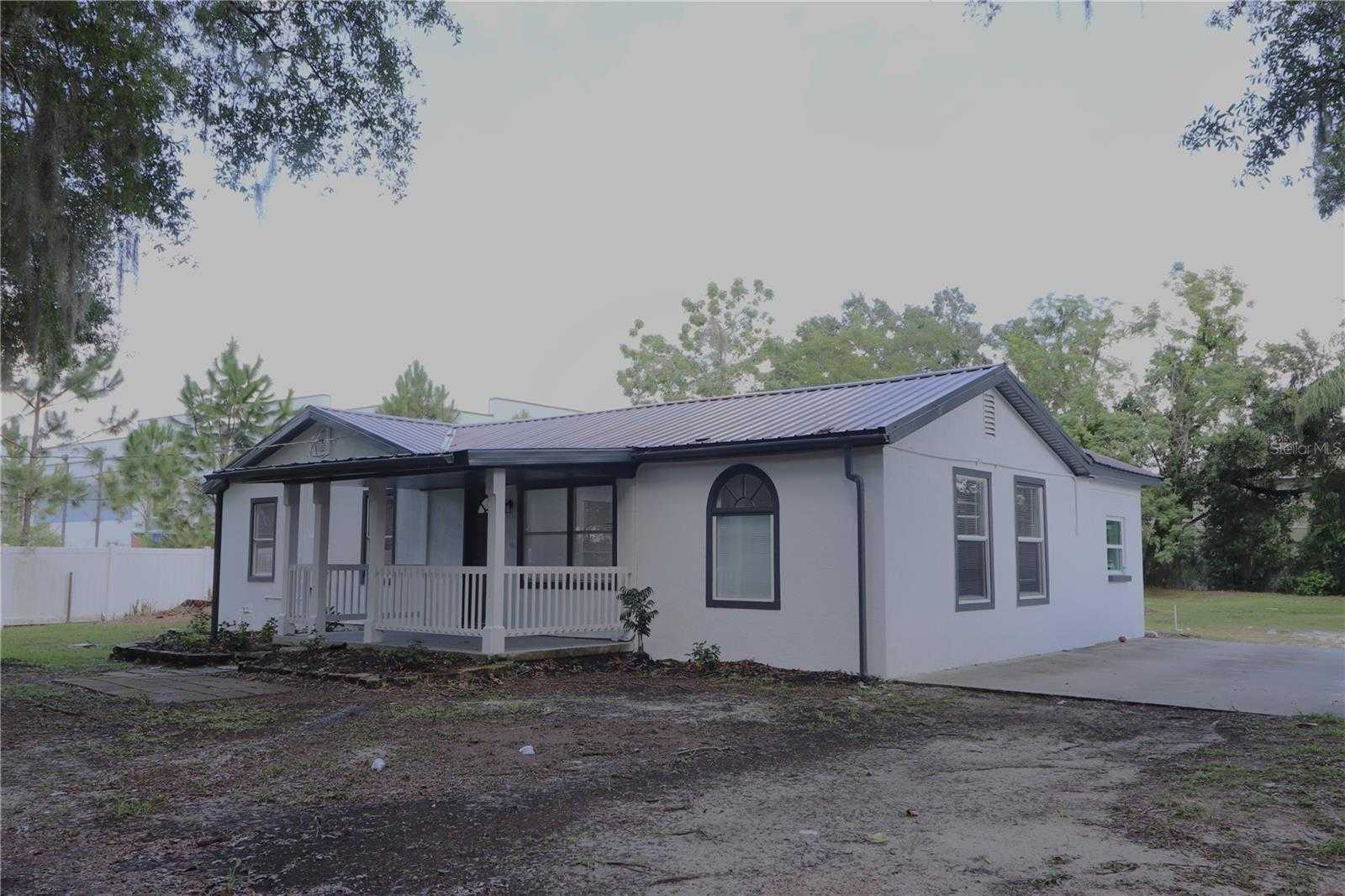 photo 1: 2204 COLUMBUS DRIVE, BRANDON FL 33510