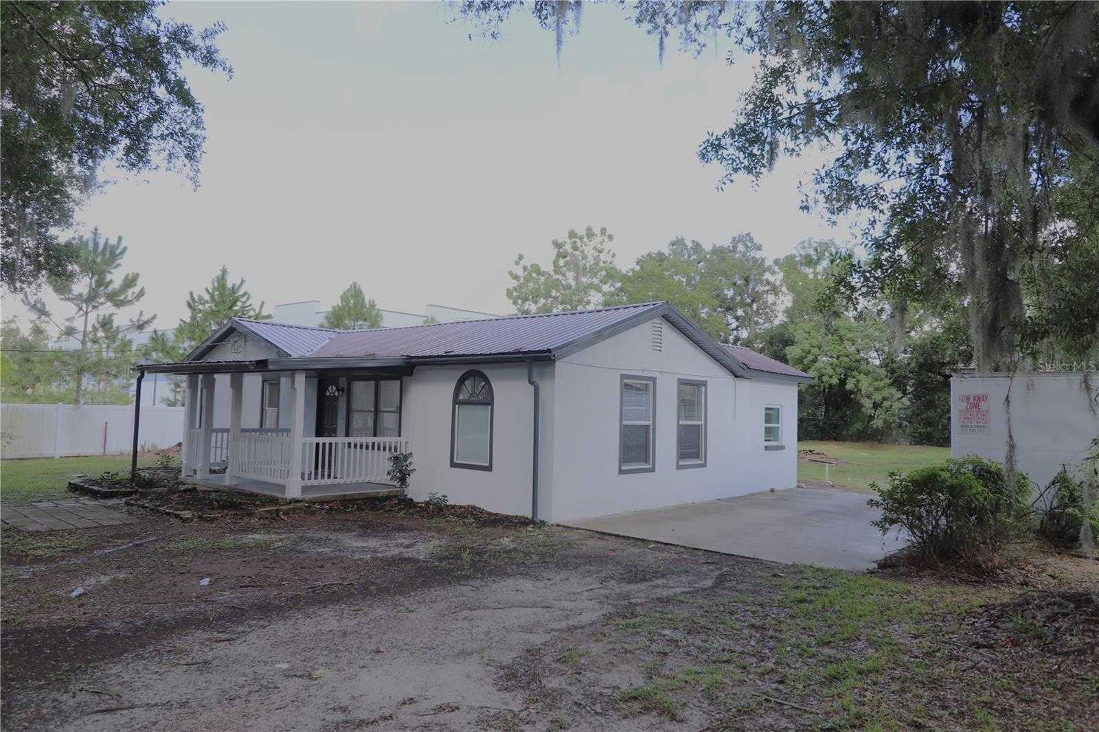 photo 3: 2204 COLUMBUS DRIVE, BRANDON FL 33510