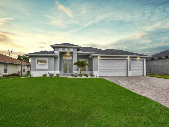 photo 1: 287 MARINER LANE, ROTONDA WEST FL 33947