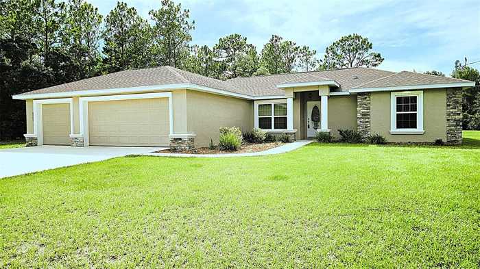 photo 1: 8500 N LEGACY LOOP, CITRUS SPRINGS FL 34433