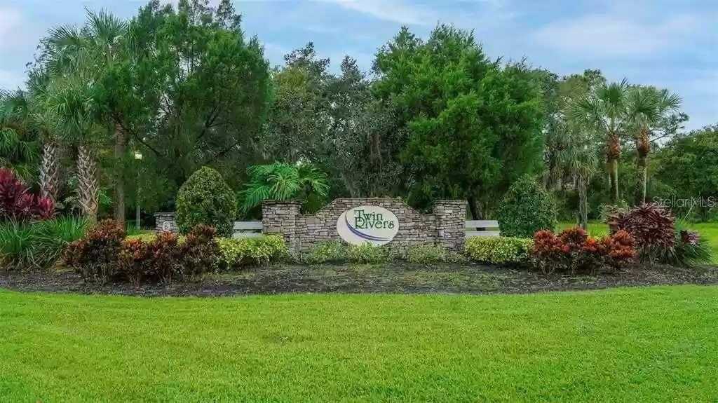 photo 2: 2410 156TH PLACE E, PARRISH FL 34219