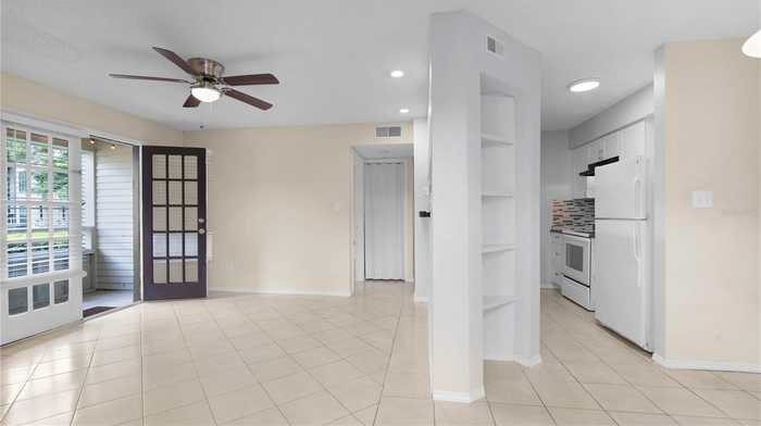 photo 2: 4659 CASON COVE DRIVE Unit 3012, ORLANDO FL 32811