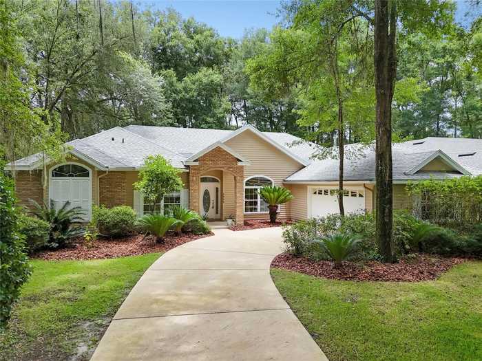 photo 2: 2406 SW 98TH DRIVE, GAINESVILLE FL 32608