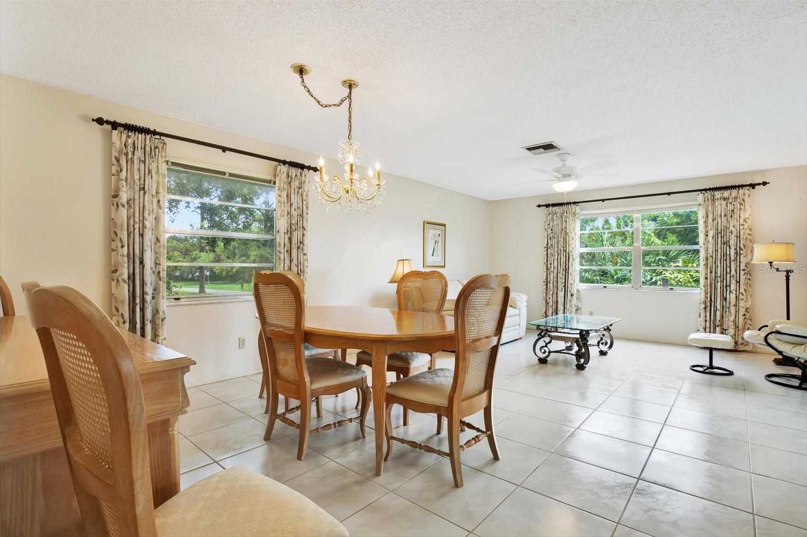 photo 3: 3433 ROCHELLE COURT, CLEARWATER FL 33761