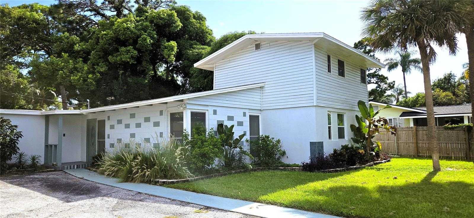 photo 2: 415 VENETIAN DRIVE, CLEARWATER FL 33755