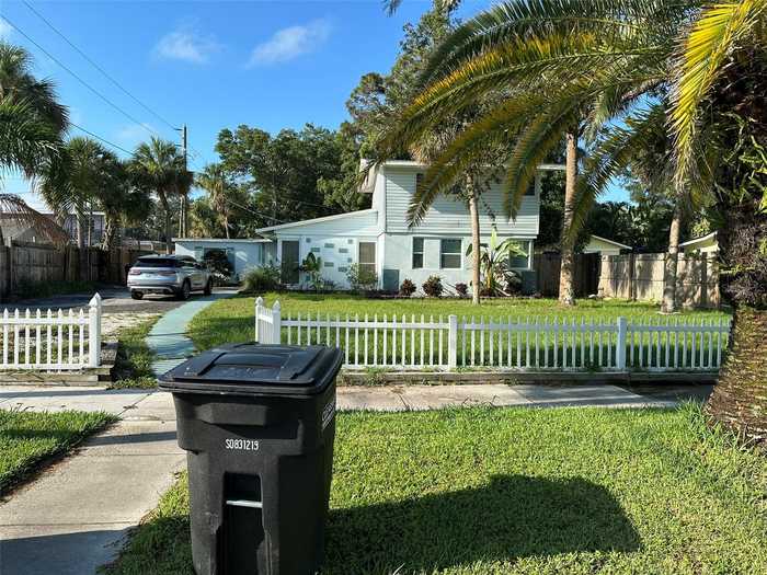 photo 2: 415 VENETIAN DRIVE, CLEARWATER FL 33755