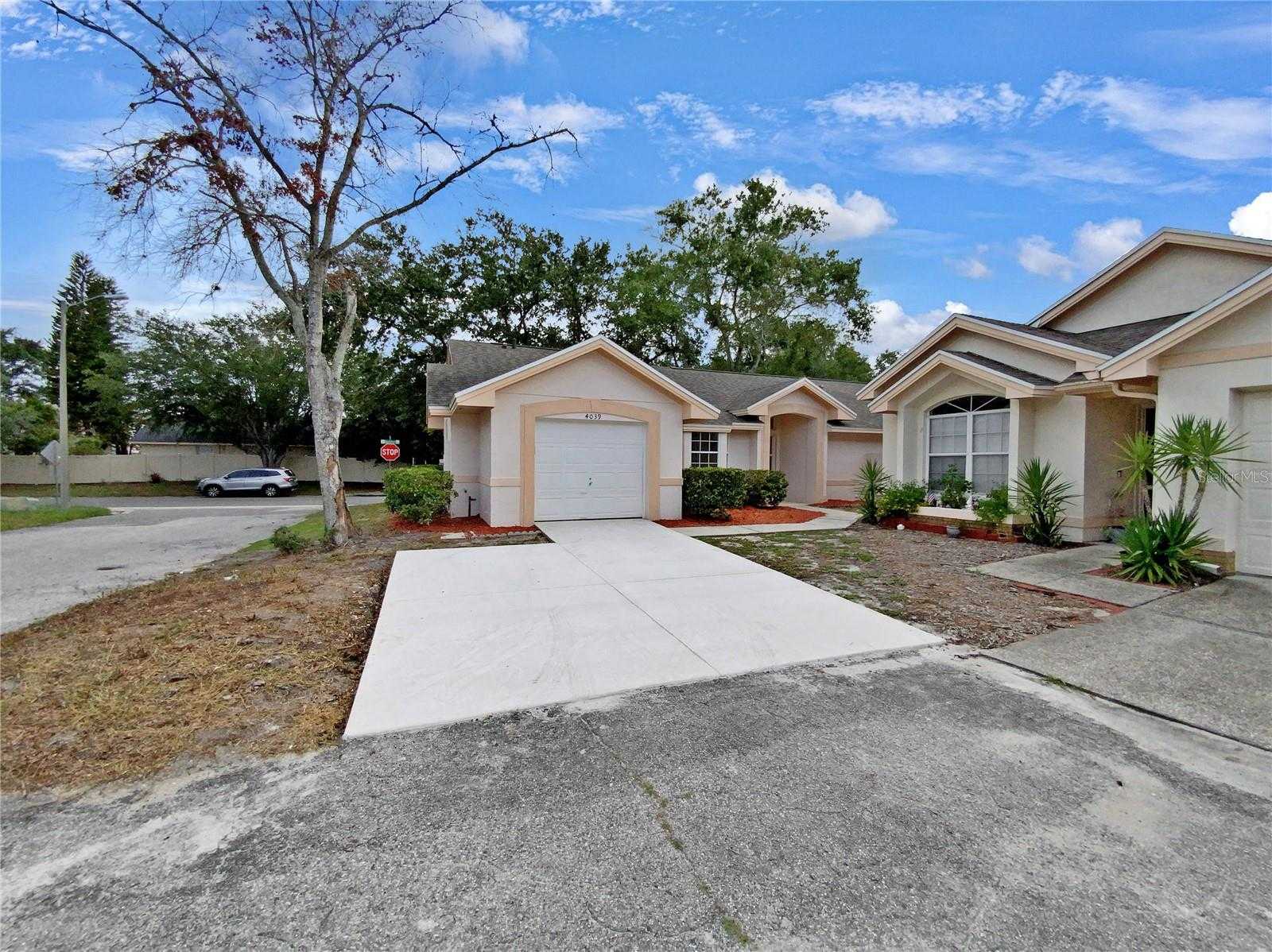 photo 1: 4039 MONTARA COURT, ORLANDO FL 32817