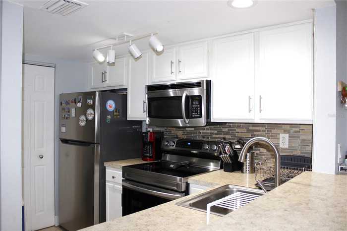 photo 20: 3809 S LAKE DRIVE Unit 238, TAMPA FL 33614