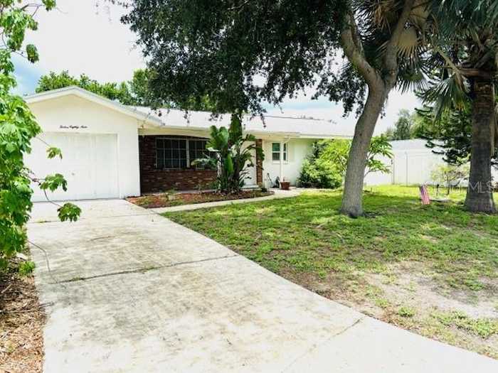 photo 2: 1289 EDENVILLE AVENUE, CLEARWATER FL 33764