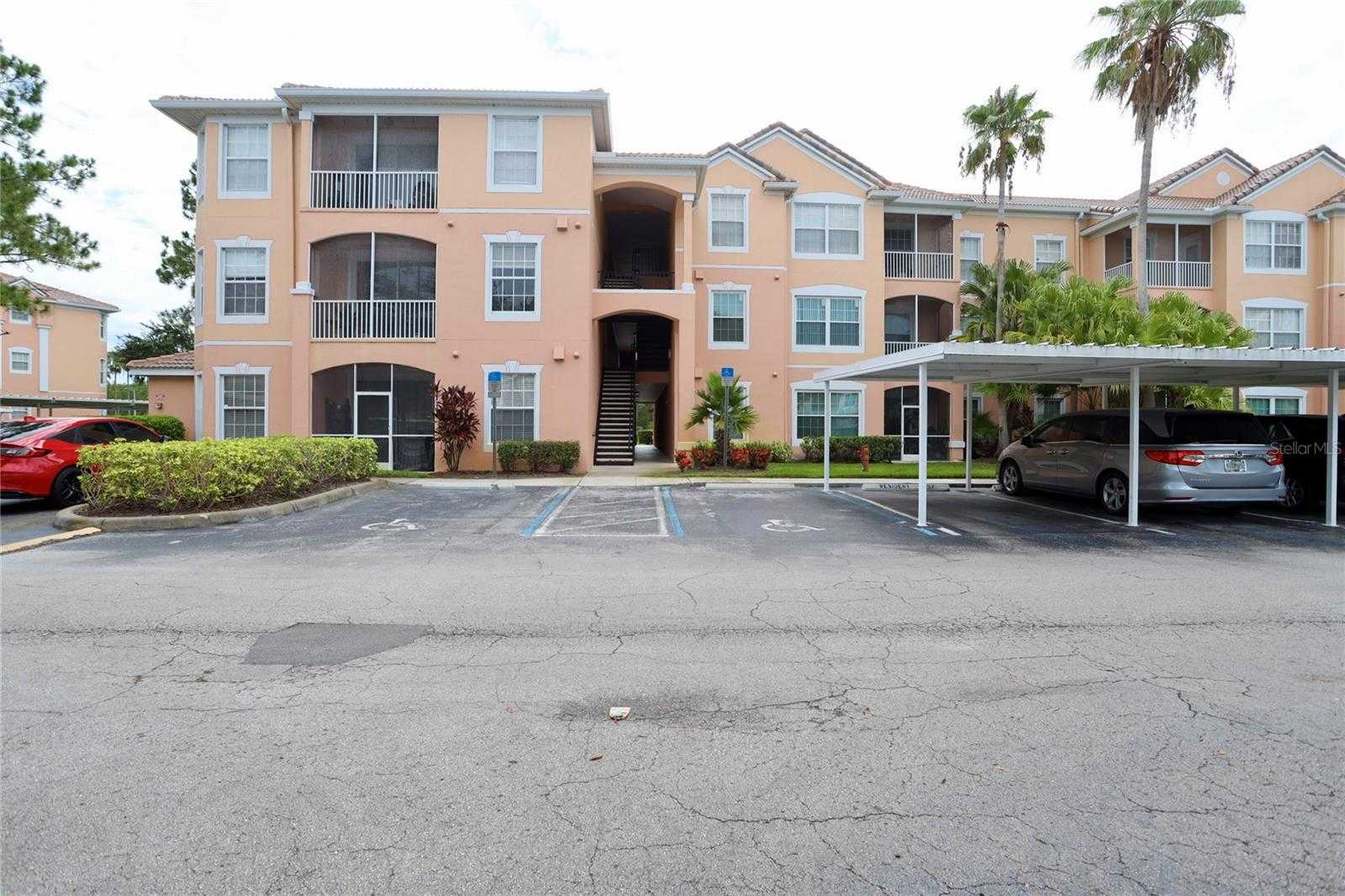 photo 2: 13572 TURTLE MARSH LOOP Unit 4, ORLANDO FL 32837