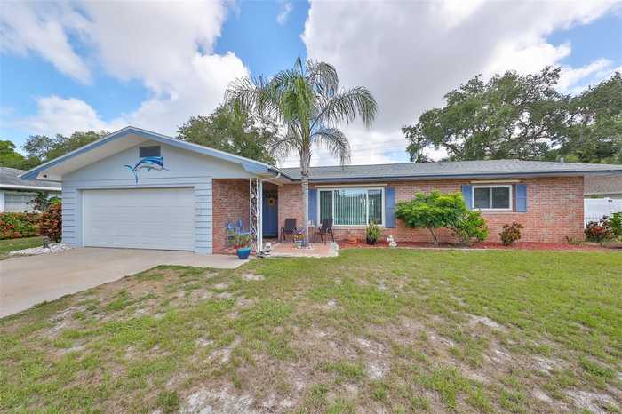 photo 1: 13607 101ST TERRACE, SEMINOLE FL 33776