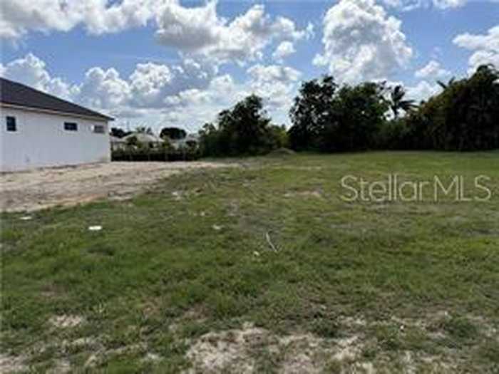 photo 2: 124 SE 2ND AVENUE, CAPE CORAL FL 33990