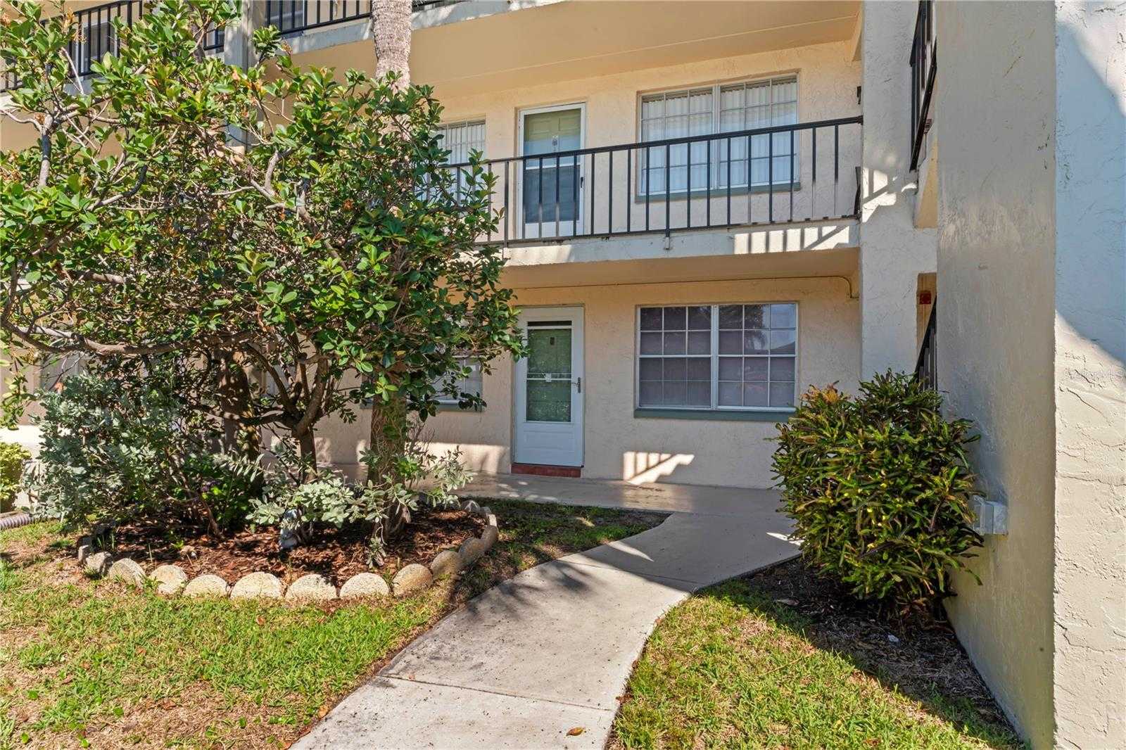 photo 1: 11720 PARK BOULEVARD Unit 109, SEMINOLE FL 33772