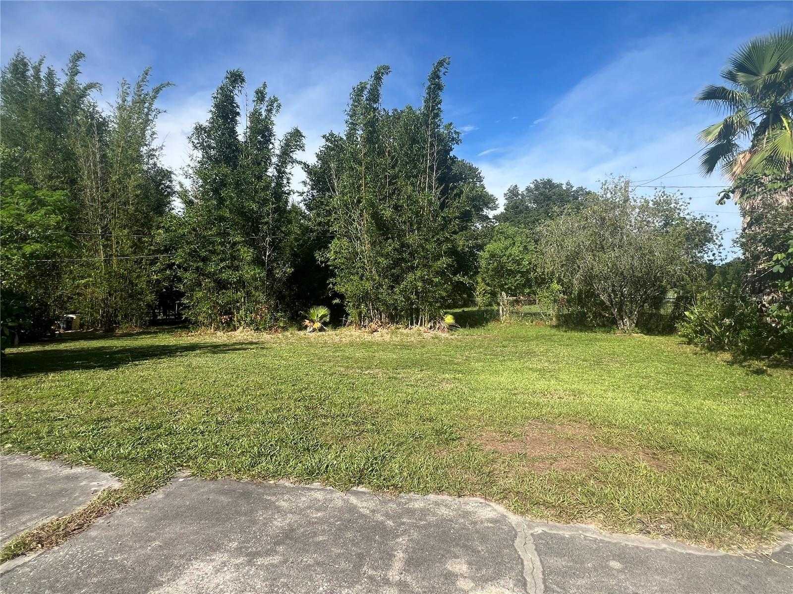 photo 2: 2035 RANCHLAND ACRES ROAD, LAKELAND FL 33809