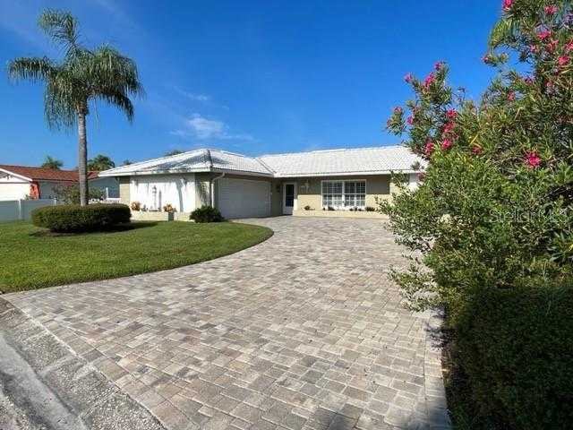 photo 3: 5085 ENSIGN LOOP, NEW PORT RICHEY FL 34652