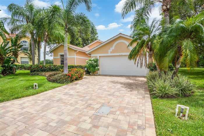 photo 1: 5133 TREESDALE COURT, SARASOTA FL 34238