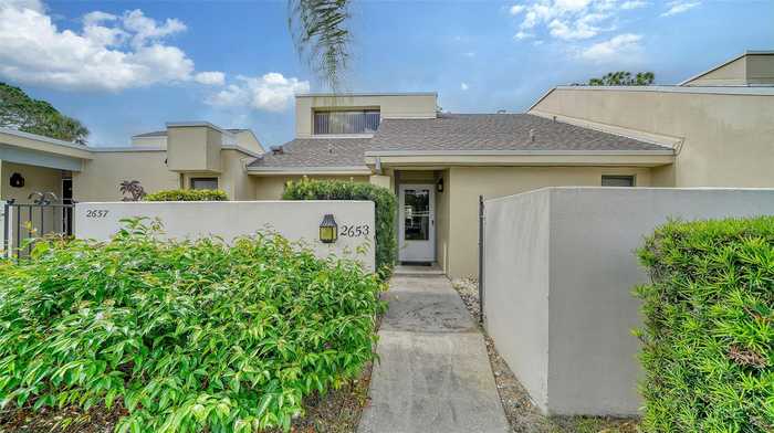 photo 2: 2653 GREENBELT YARD Unit M2, SARASOTA FL 34235