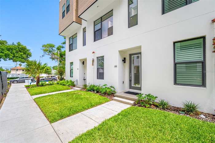 photo 2: 323 15TH STREET N, ST PETERSBURG FL 33705