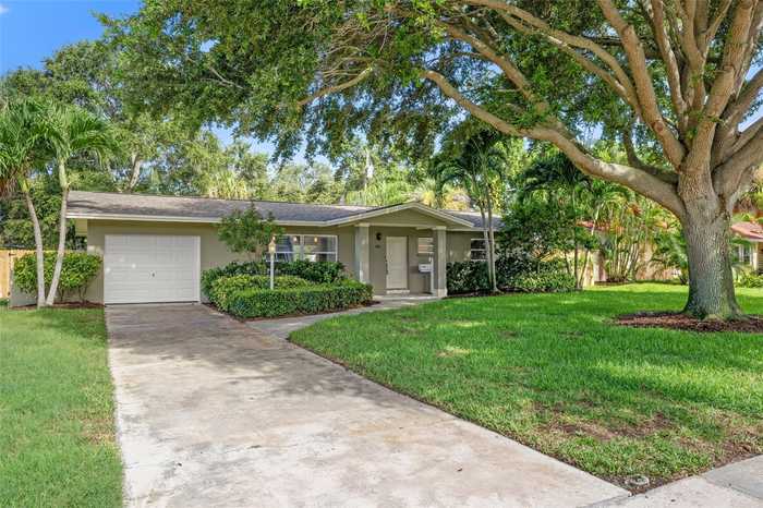 photo 32: 1180 EDEN ISLE BOULEVARD NE, SAINT PETERSBURG FL 33704