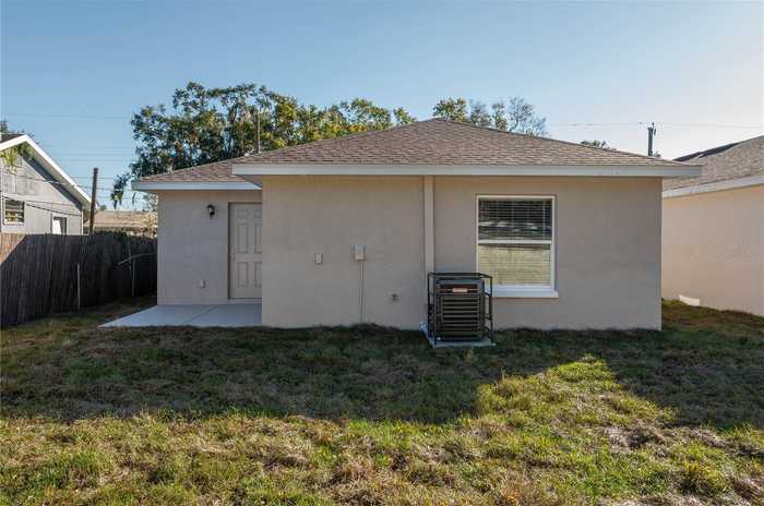 photo 2: 505 PEAR STREET, LAKELAND FL 33815