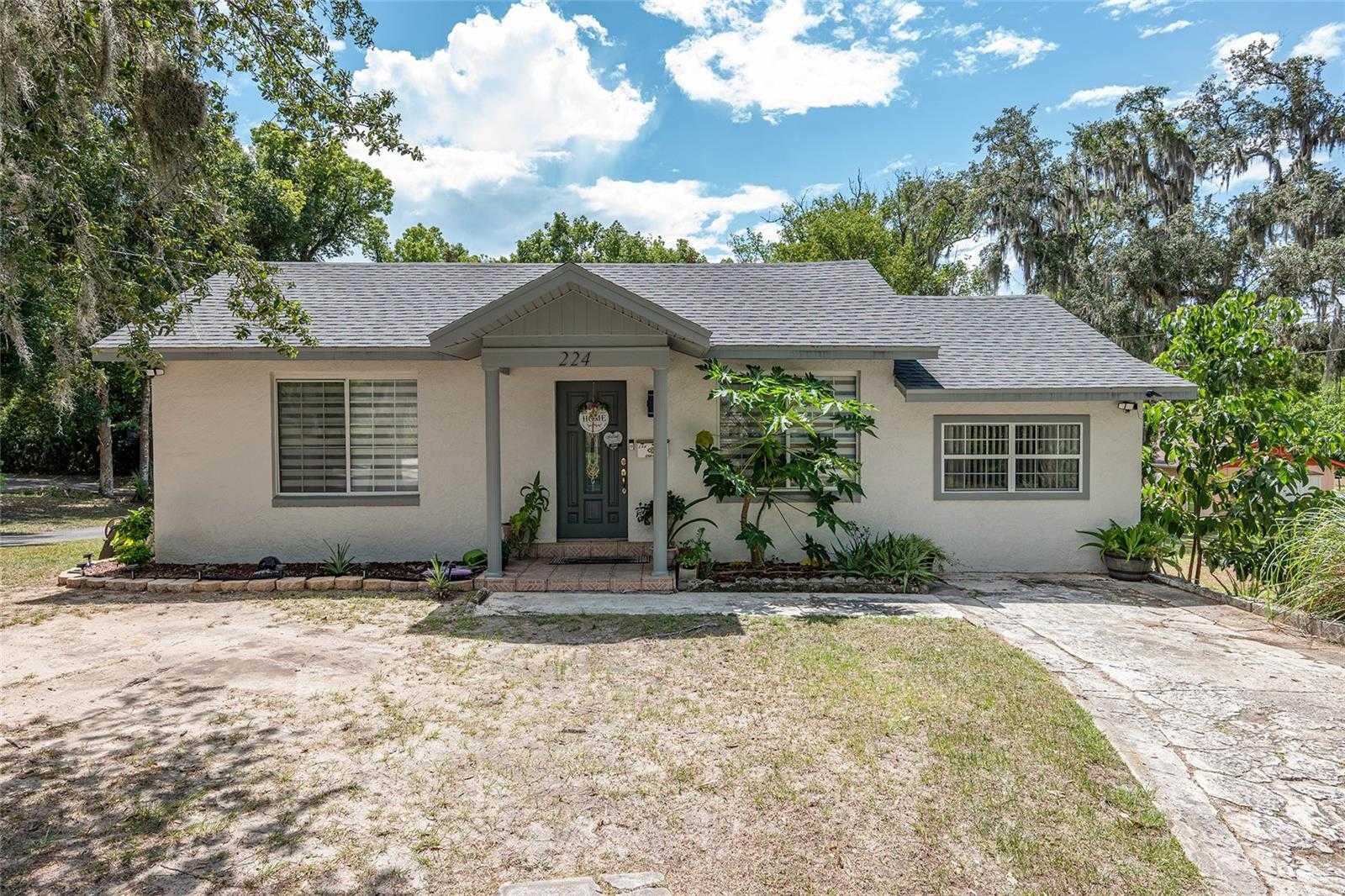 photo 1: 224 NE 10TH AVENUE, OCALA FL 34470