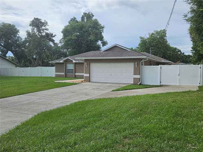 photo 2: 2060 NE 43RD STREET, OCALA FL 34479