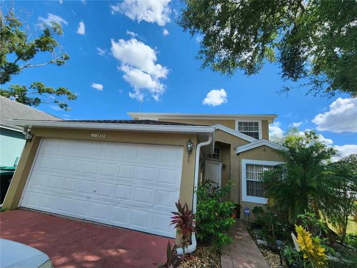 photo 1: 6600 ROSE QUEEN COURT, ORLANDO FL 32807