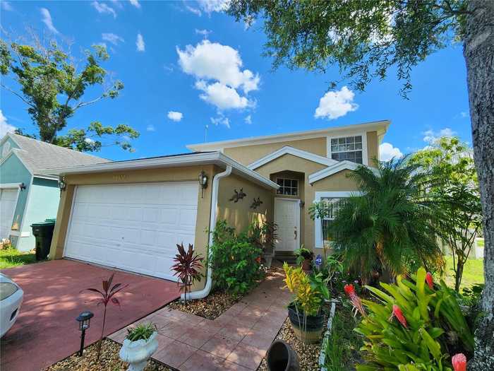 photo 2: 6600 ROSE QUEEN COURT, ORLANDO FL 32807