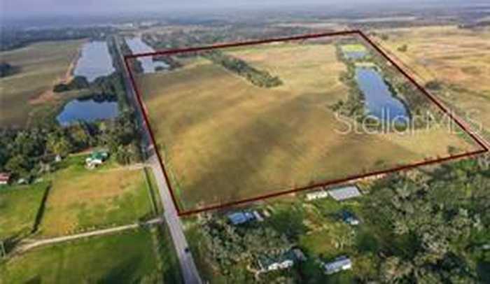 photo 2: 2850 W KEYSVILLE ROAD, PLANT CITY FL 33567