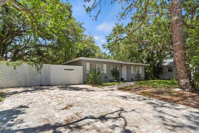 photo 2: 3816 DAVIS BOULEVARD, SARASOTA FL 34232