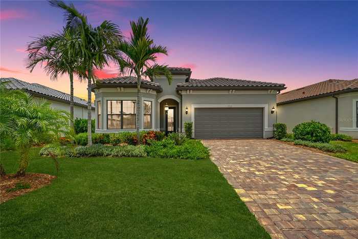 photo 1: 17522 NORTHWOOD PLACE, BRADENTON FL 34202