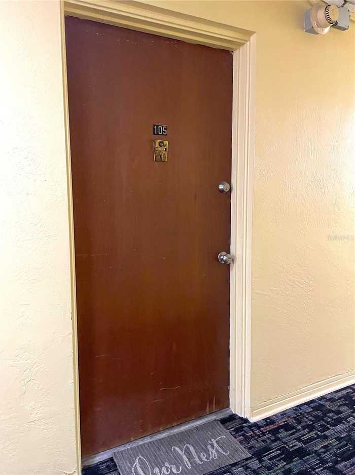 photo 2: 11447 PARK BOULEVARD Unit 105, SEMINOLE FL 33772