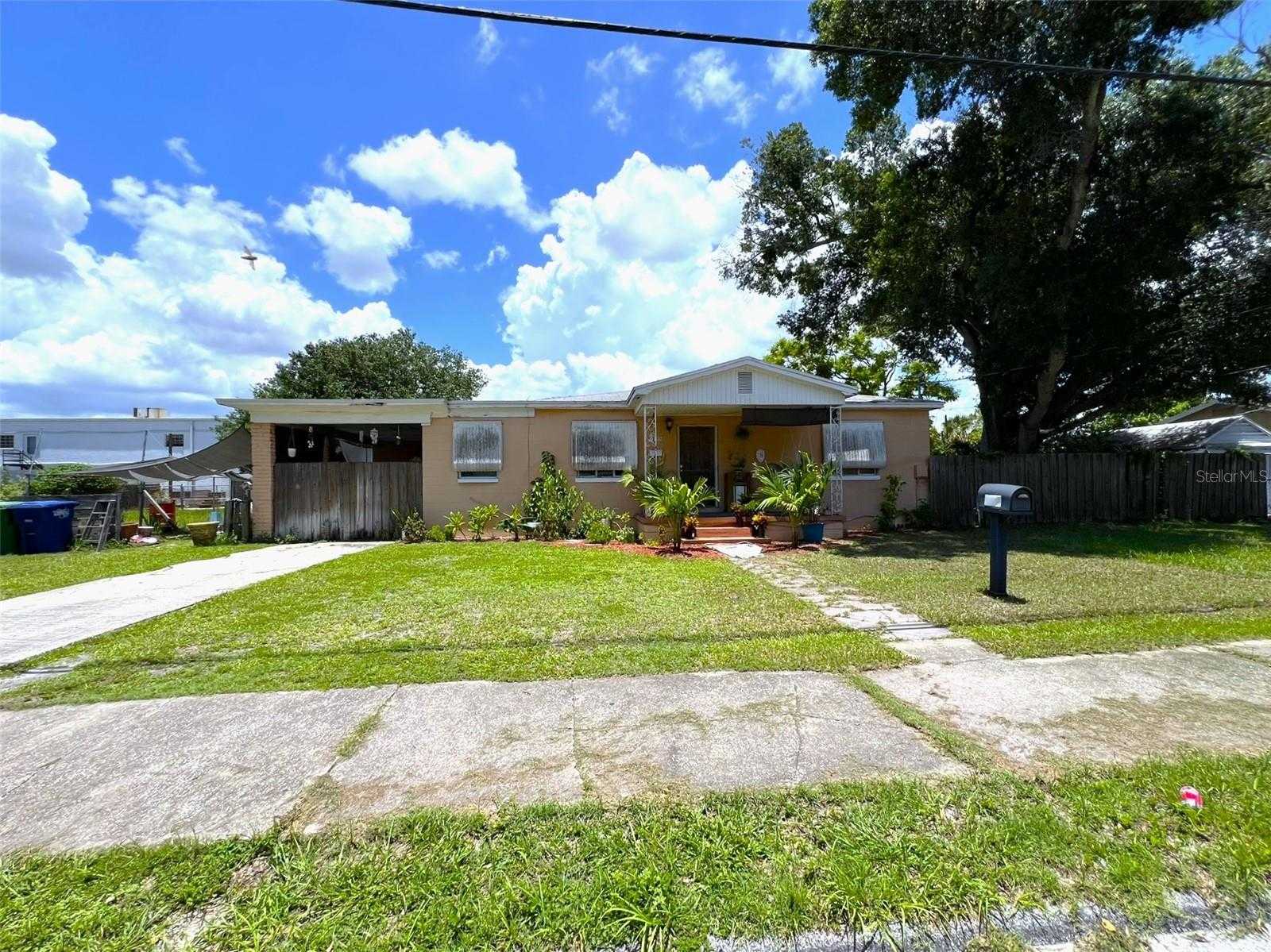 photo 3: 2707 W SAINT JOSEPH STREET, TAMPA FL 33607