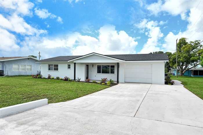 photo 2: 1315 CYPRESS AVENUE, VENICE FL 34285