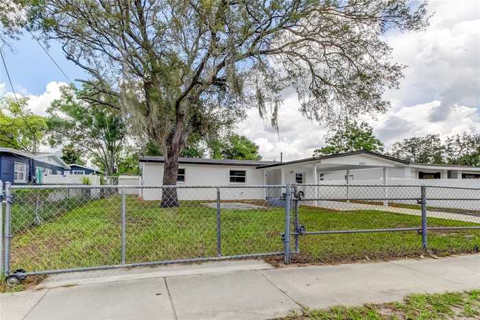 photo 2: 11105 N 22ND STREET, TAMPA FL 33612