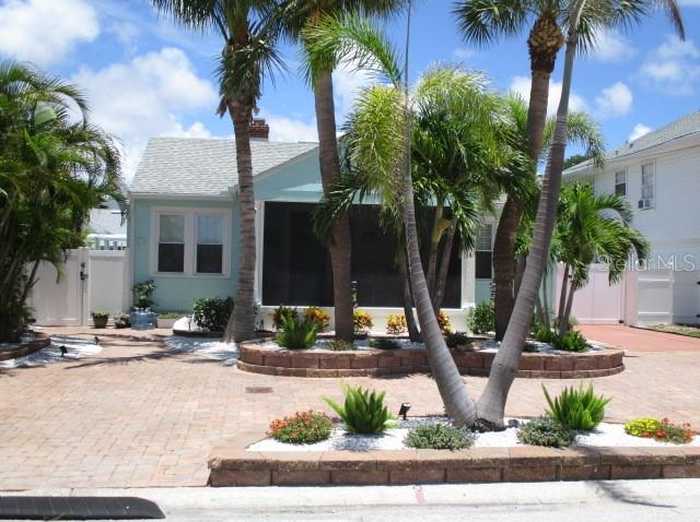 photo 1: 7625 COQUINA WAY, ST PETE BEACH FL 33706