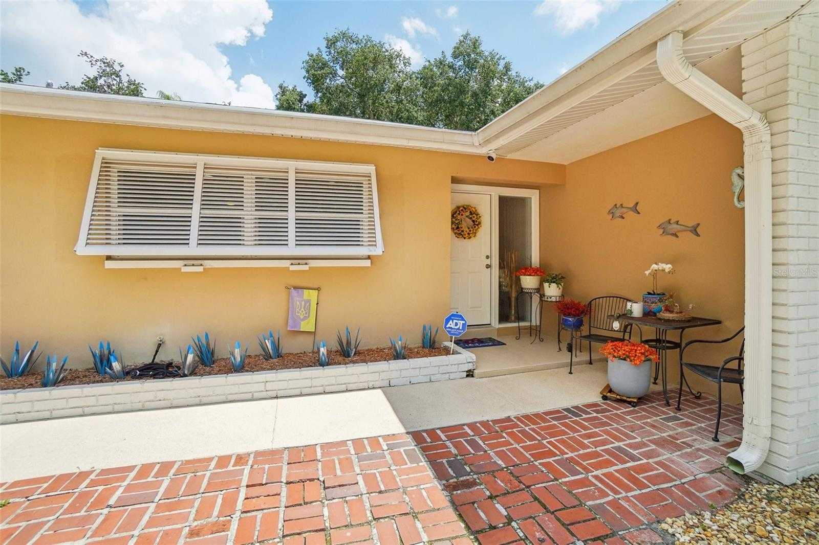 photo 3: 11253 51ST AVENUE N, ST PETERSBURG FL 33708