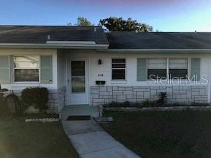 photo 1: 431 N BOSTON AVENUE Unit B, DELAND FL 32724