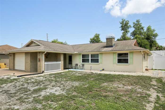 photo 2: 6831 GREENWICH AVENUE, NEW PORT RICHEY FL 34653